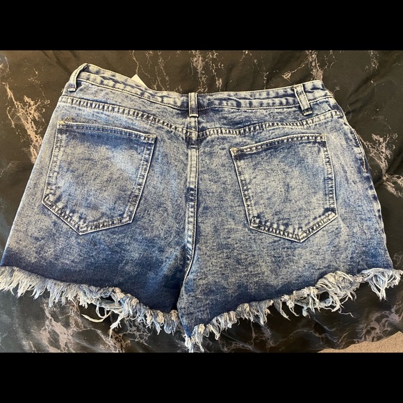 SHEIN jean shorts - Picture 2 of 2